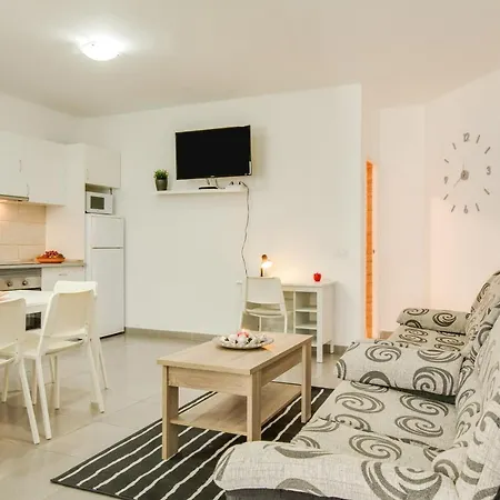Apartment 1a Halen *